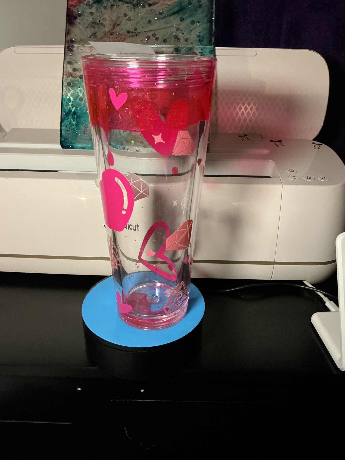 Love and luxury drip Tumbler