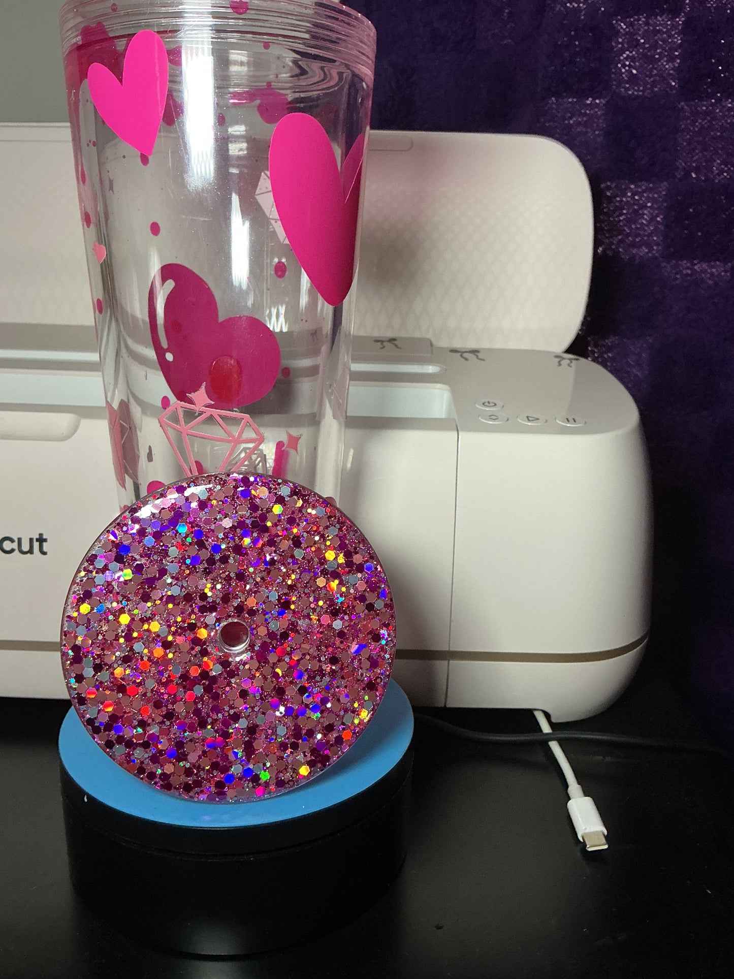 Love and luxury drip Tumbler
